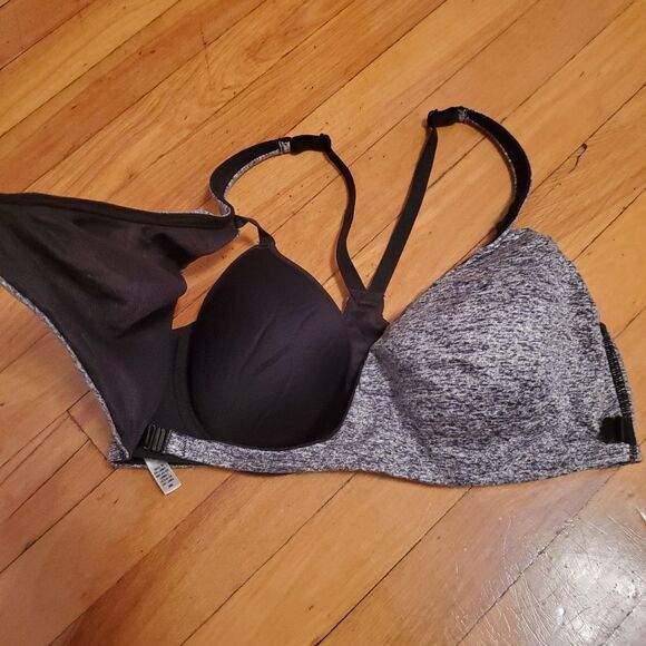 Victoria's Secret Sport wrap front bra VSX, women size 36B - Picture 10 of 10